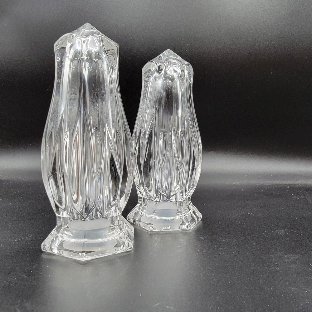 Salt & Pepper Vtg Shakers Mikasa Crystal Icicles Pattern Discontinued 4 3/8" - Picture 5 of 6